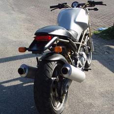 Ducati Monster 750 (Solgt.)