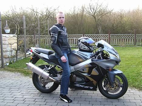 Kawasaki ZX6R billede 1