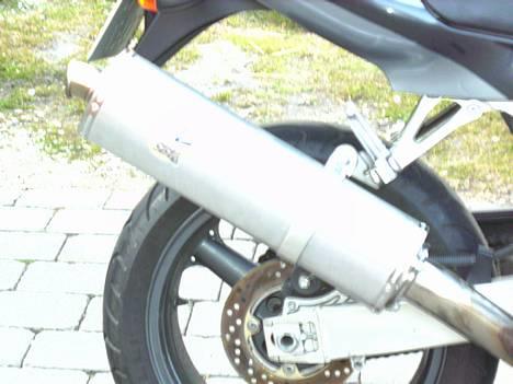 Kawasaki ZX6R billede 5