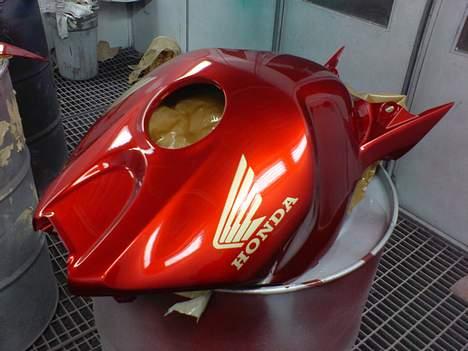 Honda CBR 1000 RR - hos malern billede 3