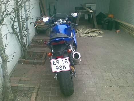 Kawasaki ZX6R ¤SOLGT¤ - Stadig med morfar bagskærm :-) billede 3