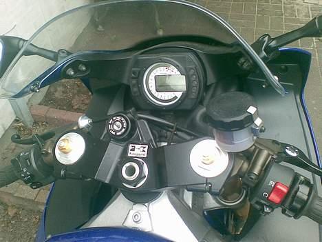 Kawasaki ZX6R ¤SOLGT¤ billede 4