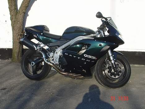 Triumph Daytona 955i CE billede 2