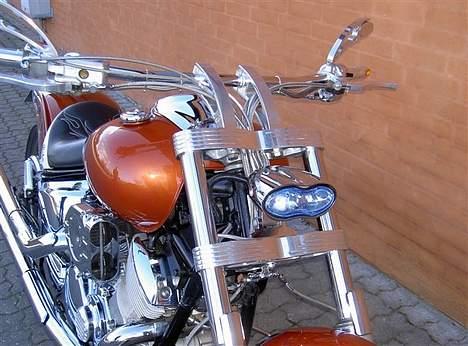Yamaha XVS 1100 Dragstar SOLGT billede 6