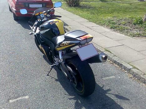 Yamaha *solgt*r46 rossi - ny nummerplade holder,  billede 10