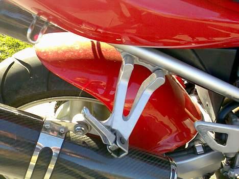 Suzuki TL1000S " SOLGT" - Indfarvet bagskærm. billede 4