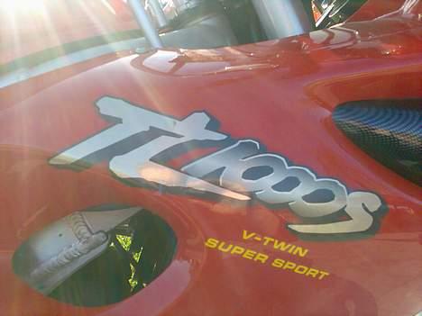 Suzuki TL1000S " SOLGT" - Ja det er jo ikke en TL1000R men den lyder som en´ billede 9