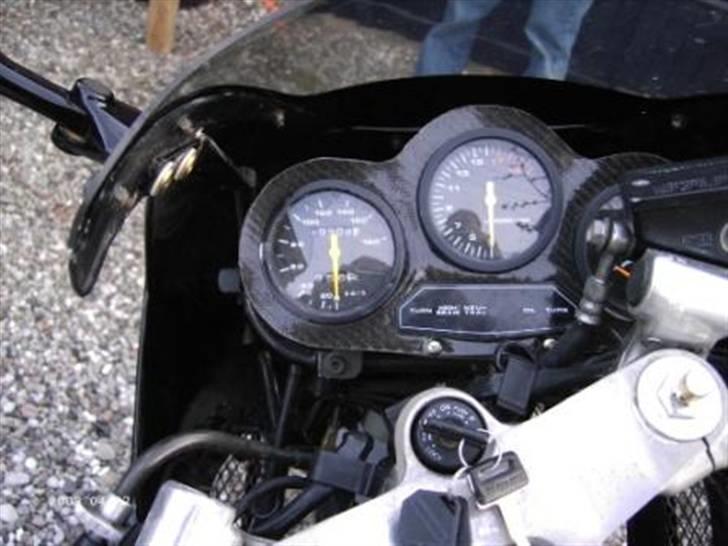 Suzuki GSX-R 250 billede 4
