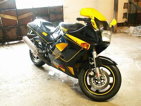 Kawasaki GPz1000RX (nu SOLGT) billede 8