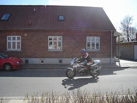 Honda VTR 1000 F --SOLGT-- billede 5