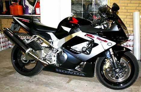 Honda cbr 900 rr fireblade billede 1