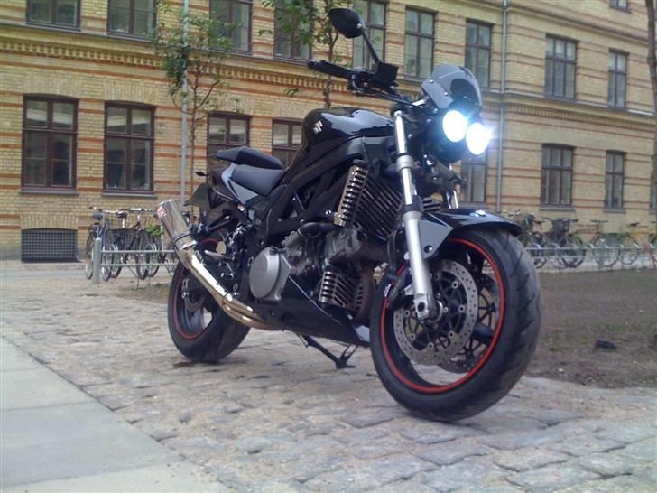 Suzuki SV 1000 N SOLGT - nice udsigt  billede 1