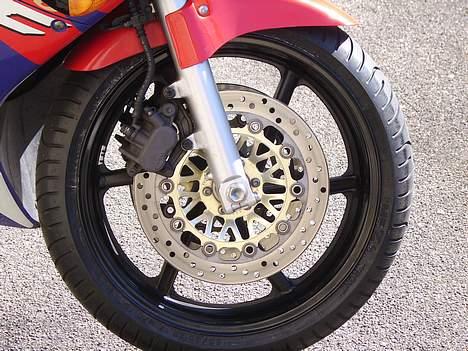 Honda CBR 600 F3 *SOLGT* billede 6