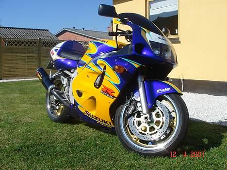 Suzuki GSXR 600 CORONA SOLGT billede 14