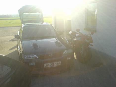 Yamaha FZR 400RR - FZR´en og jørgensens cosworth billede 2