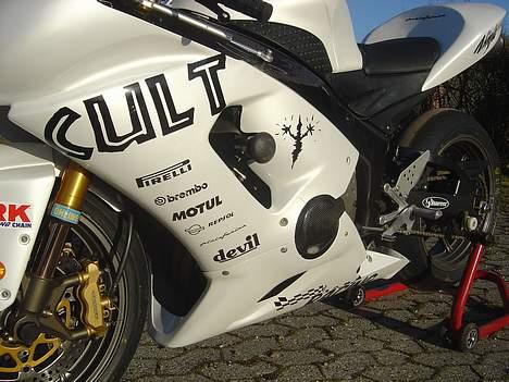 Kawasaki ZX6RR ( Solgt) billede 14