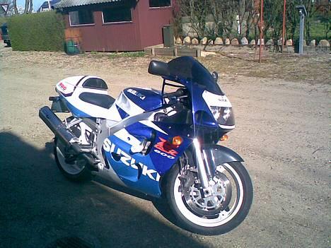 Suzuki GSXR 600 "solgt" billede 1