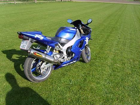 Yamaha YZF R1 billede 4