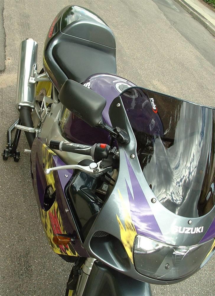 Suzuki GSX-R 750 T billede 3