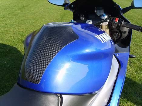 Yamaha YZF R1 billede 10