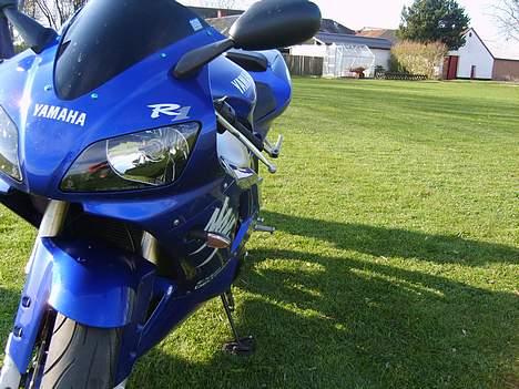 Yamaha YZF R1 billede 14