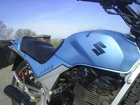 Suzuki gsx 550 "SOLGT" billede 3