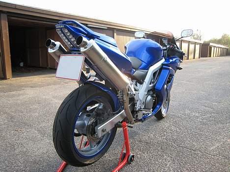 Suzuki SV650S (SOLGT) billede 3