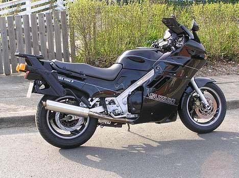 Suzuki GSX 1100 F billede 2