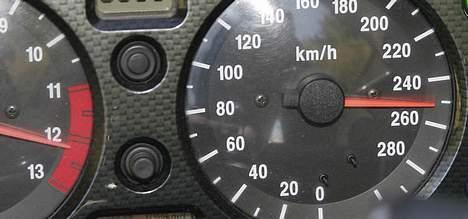 Suzuki GSX1300R - kunne være i 4 gear billede 12