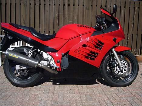 Suzuki RF 600R billede 1