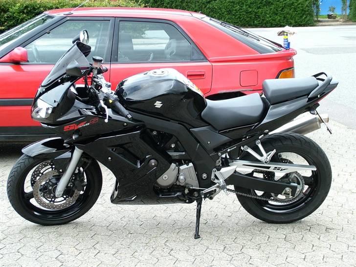 Suzuki SV 650S K6 [SOLGT] billede 11