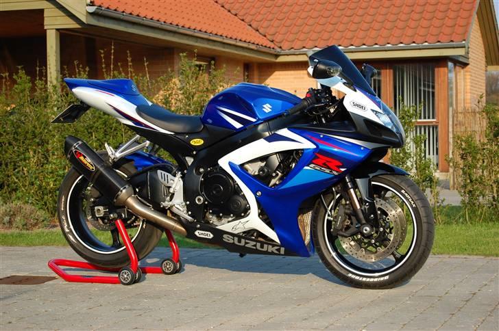 Suzuki GSX-R 750 K7 (SOLGT) billede 1