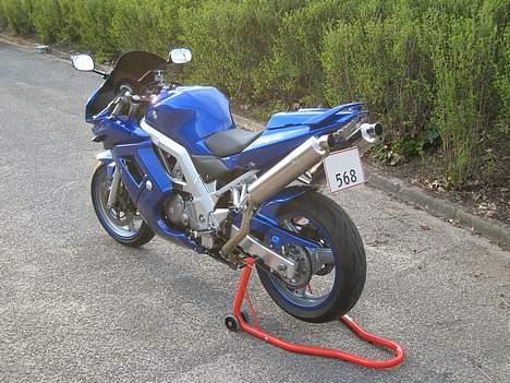 Suzuki SV650S (SOLGT) billede 8