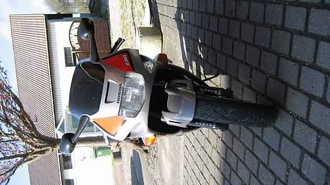 Honda CBR 600 F2 billede 4