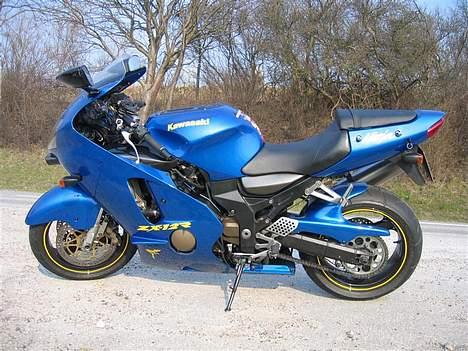 Kawasaki ZX12R billede 10