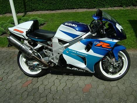 Suzuki TL 1000 R [SOLGT] billede 1