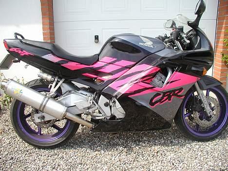Honda cbr 600 f2 SOLGT billede 1