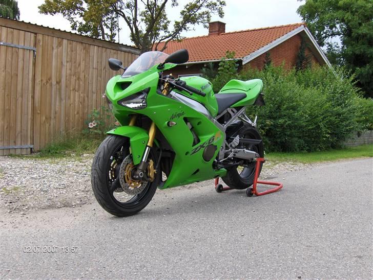 Kawasaki Ninja ZX6R 636 billede 7