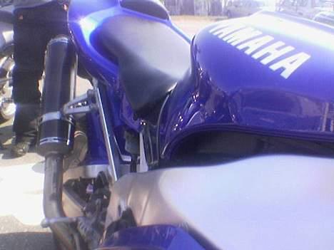 Yamaha YZF R1 billede 19