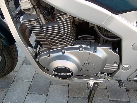 Suzuki GS 500E SOLGT billede 5