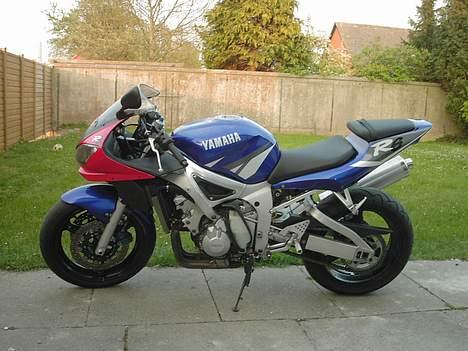 Yamaha R6  billede 3