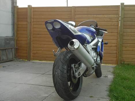 Yamaha R6  billede 5