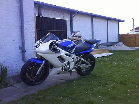 Yamaha R6  billede 8