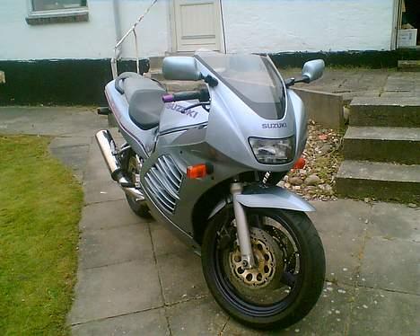 Suzuki RF 600 R billede 6