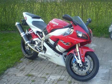Yamaha R1 (Solgt) billede 5