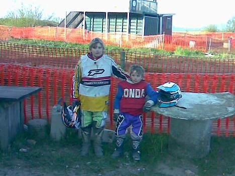 Honda cbr 1000rr fireblade (solgt) - de 2 gutter som vi selfølgelig skal se mere til på euro sport billede 17