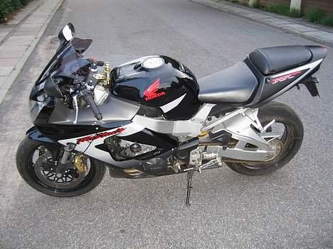 Honda CBR 900RR Fireblade billede 3