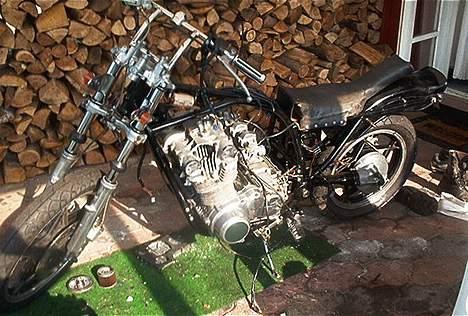 Suzuki GS1000G billede 8