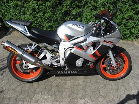 Yamaha yzf r6 billede 6