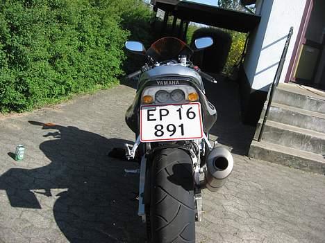 Yamaha yzf r6 billede 7